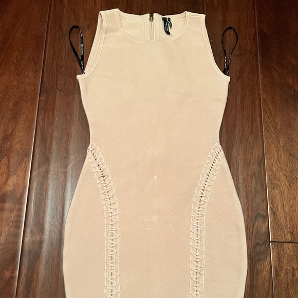 Marciano Vinette Dress - Picture 4 of 9